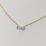Sárga arany végtelenes nyaklánc gyémánttal