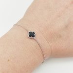 Ezüst karlánc fekete lóhere medállal