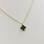 Aranyozott ezüst nyaklánc zöld lóhere medállal