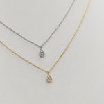Sárga arany nyaklánc gyémánt csepp medállal