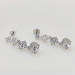 Ezüst elegáns fülbevaló