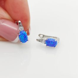 Ezüst fülbevaló kék opállal és cirkóniával