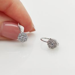 Ezüst kis virág fülbevaló fehér kővel