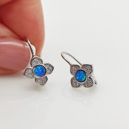 Ezüst fülbevaló kék opállal