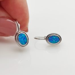 Ezüst fülbevaló kék opállal