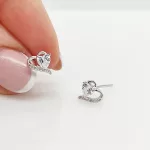 Ezüst köves szív fülbevaló