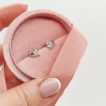 Ezüst köves szív fülbevaló