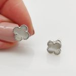 Ezüst gyöngyház lóhere fülbevaló