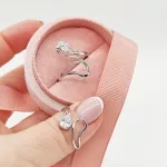 Ezüst modern gyűrű cirkóniával