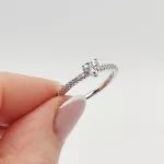 Ezüst modern gyűrű cirkóniával