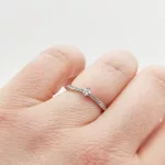 Ezüst modern gyűrű cirkóniával