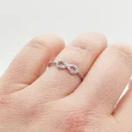 Ezüst végtelen gyűrű cirkóniával