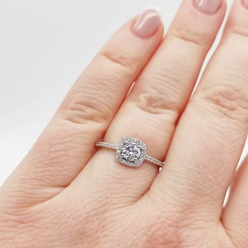 Ezüst modern gyűrű cirkóniával