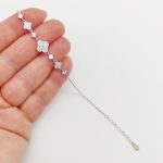 Ezüst karlánc szikrázó lóherékkel