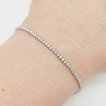 Ezüst szikrázó tennis karlánc