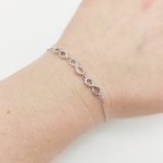 Ezüst tripla végtelenes karlánc