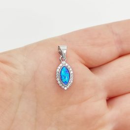 Ezüst medál kék opállal és cirkóniával