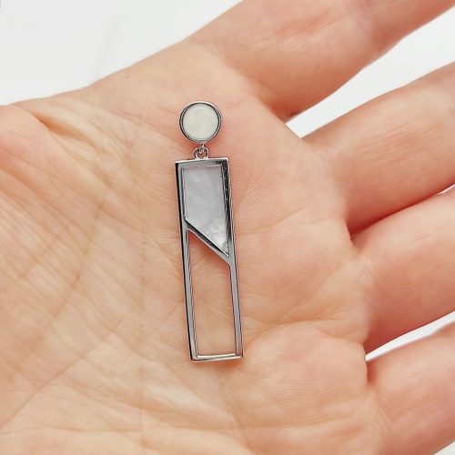 Ezüst vagány medál gyöngyházzal