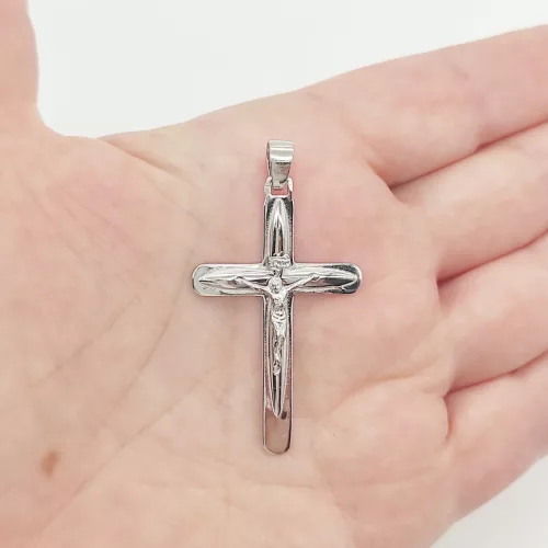 Ezüst kereszt medál feszülettel