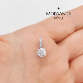 Ezüst szikrázó medál Moissanite kövekkel