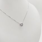 Ezüst nyaklánc szív medállal