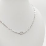 Ezüst modern nyaklánc cirkónia köves medállal