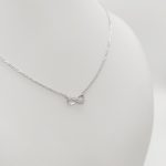 Ezüst nyaklánc köves végtelen medállal