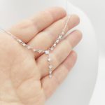 Ezüst Y nyaklánc köves medállal