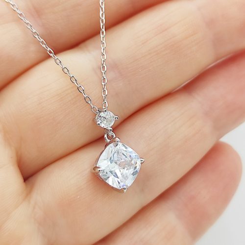 Ezüst nyaklánc dupla köves medállal