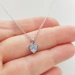 Ezüst nyaklánc kis szív medállal