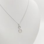 Ezüst nyaklánc rózsakvarc medállal