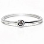 Assisi arany eljegyzési gyűrű gyémánttal