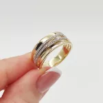 Sárga arany gyűrű gyémánttal