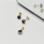 Sárga arany fülbevaló gyémánttal és rubinnal