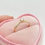 Sárga arany gyűrű gyémánttal