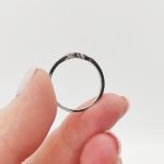 Fehér arany gyűrű gyémánttal