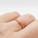 Sárga arany gyűrű gyémánttal