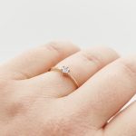 Sárga arany gyűrű gyémánttal