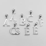 Arany "O" betű medál