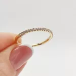 Sárga arany gyűrű gyémánttal