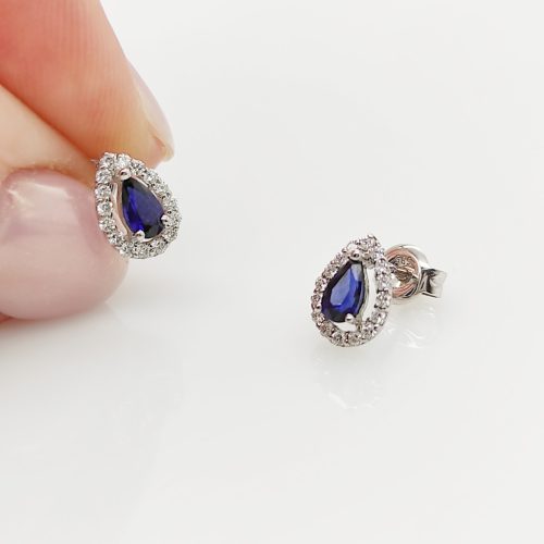 Arany fülbevaló zafírral és gyémánttal