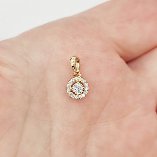 Sárga arany medál gyémánttal