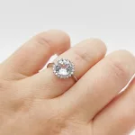 Fehér arany gyűrű gyémánttal és aquamarine-nal