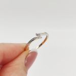 Sárga-fehér arany gyűrű gyémánttal