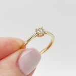 Sárga arany gyűrű gyémánttal