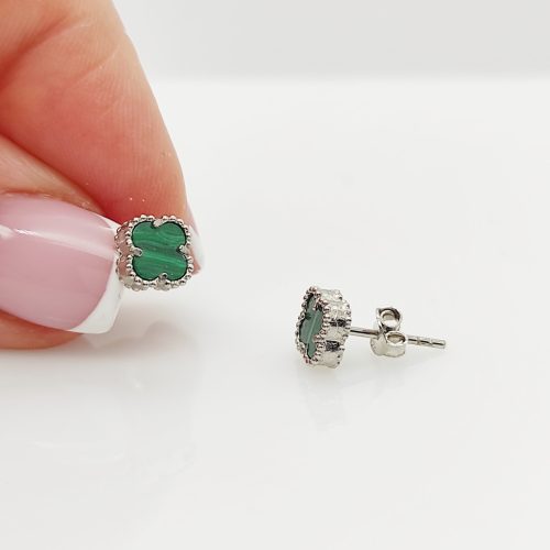 Ezüst apró zöld lóhere fülbevaló