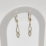 Sárga arany elegáns fülbevaló cirkóniákkal