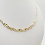 Sárga arany elől szélesedő modern nyakék