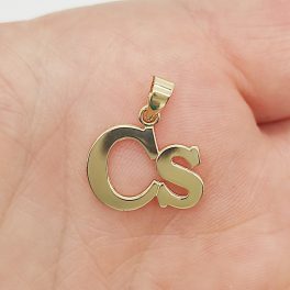 Sárga arany "CS" betű medál kő nélkül