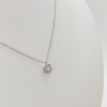 Fehér arany nyaklánc cirkónia kövekkel